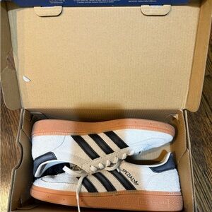 Adidas Spezial aluminum/core black womens Shoes size 6